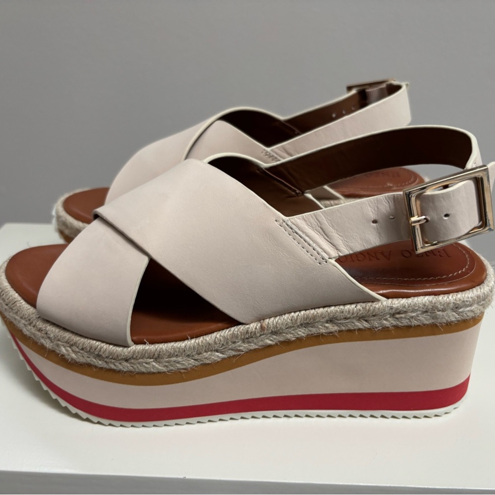 Sandals NEW. Enzo Angiolini Cream and Red Wedge
